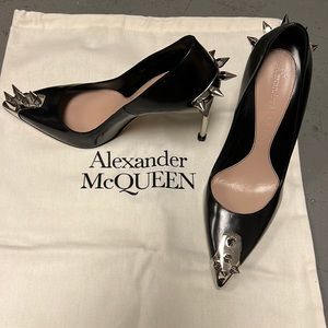 Alexander McQueen Black Leather High Heels with Silver Hardware Size 38